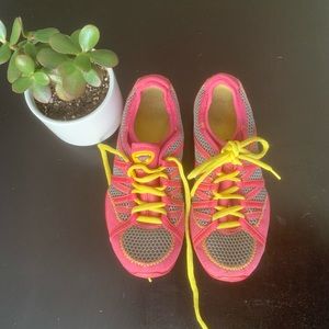 Pink and yellow rocket dog shoe